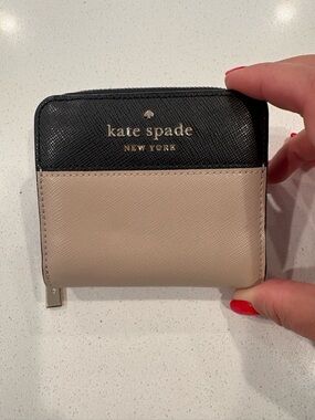 kate spade Two-Tone Black and Beige Saffiano Zip Wallet